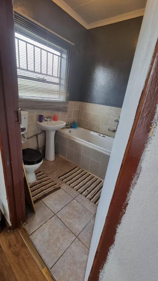 Epic Den Lodge Phuthaditjhaba Zewnętrze zdjęcie